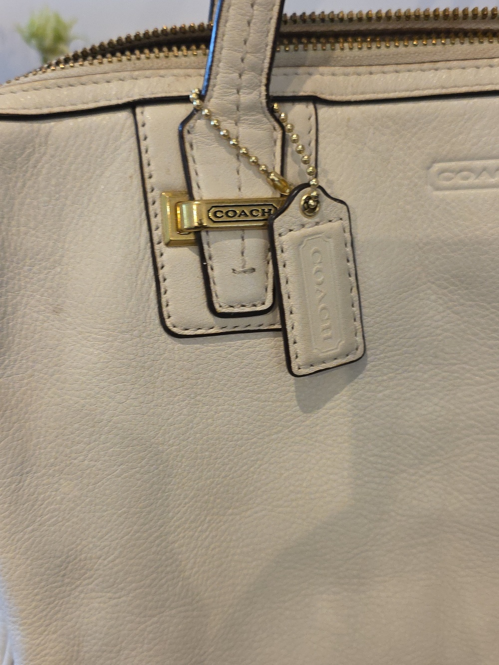 Coach Taylor Leather 2 Way Shoulder Bag - Picture 2 of 8